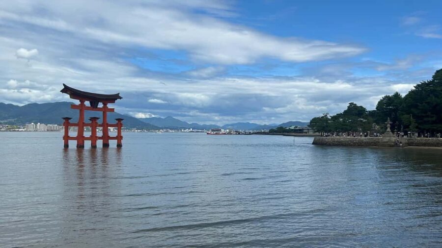 Hiroshima & Miyajima 6.5h Guided Tour Dome, Park & Shrine - Thorough Breakdown of the Itinerary