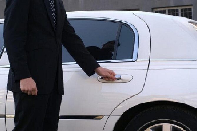 Ho Chi Minh Airport Arrival Or Departure By Private Car Transfers - Who is This Service Best For?