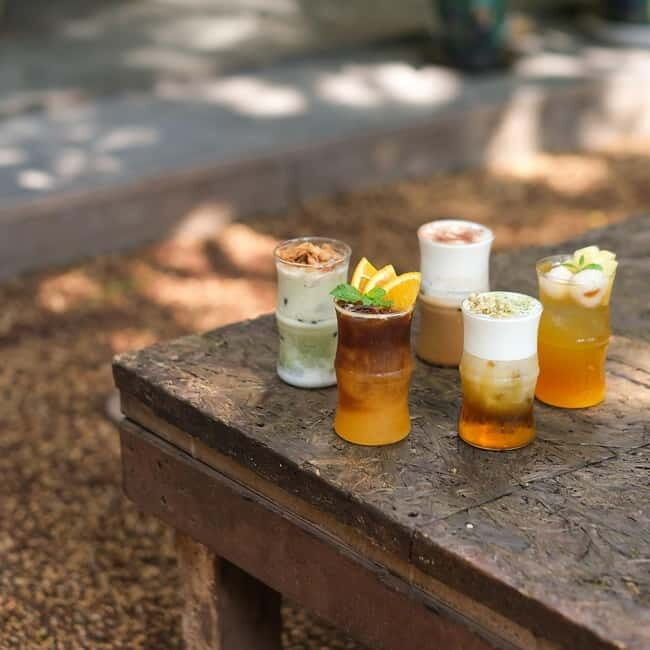 Ho Chi Minh City: Áo Dài & Café Photo Experience - Details and Practicalities