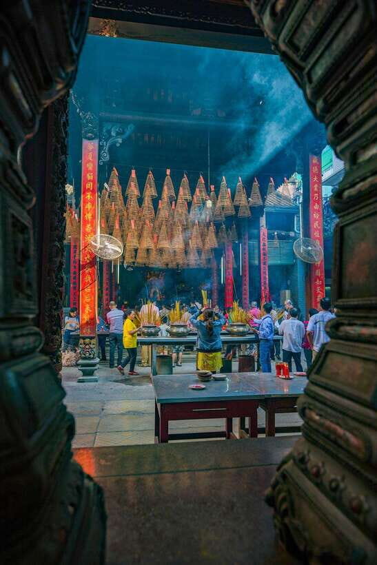 Ho Chi Minh City: Half-day Cyclo Journey Through Chinatown - The Itinerary in Detail