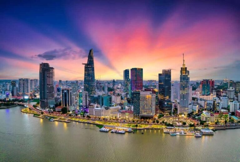 Ho Chi Minh City Half-Day Guided Tour with Hotel Pickup - Detailed Breakdown of the Itinerary