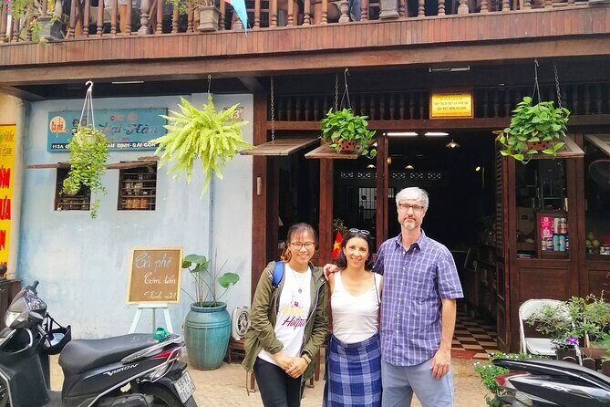 Ho Chi Minh City private walking tours with young local volunteers - A Closer Look at the Itinerary: What You’ll Experience