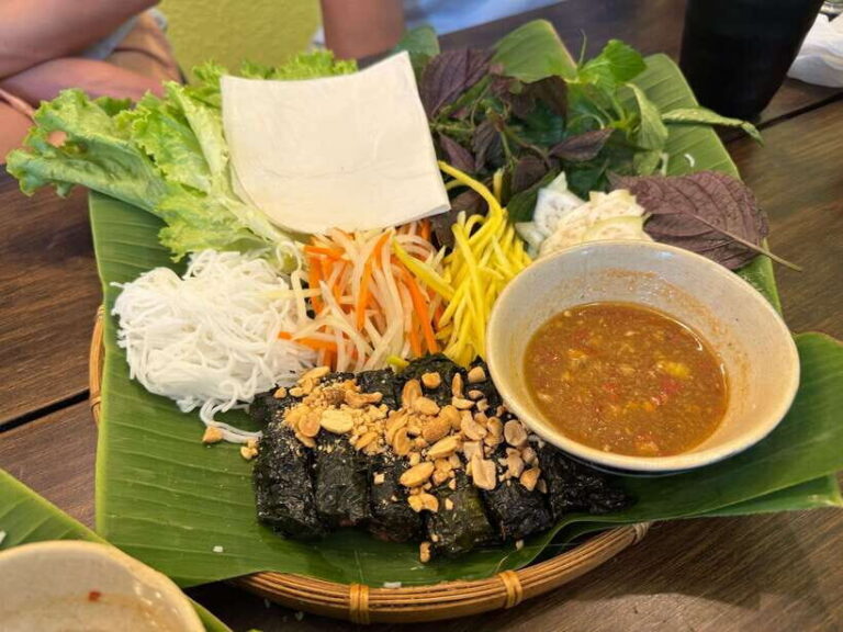Ho Chi Minh City Street Food Private Tour By U.S.A Army Jeep - Why Travelers Love It