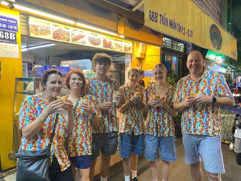 Ho Chi Minh City: Walking Food Tour with 13 Tastings - Itinerary Breakdown