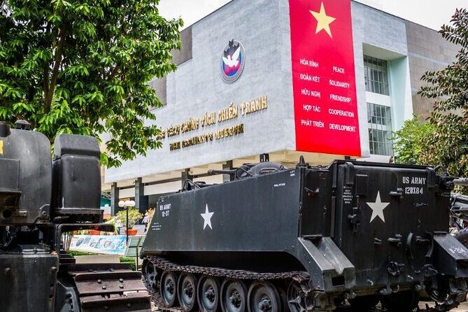 Ho Chi Minh Historic and Iconic Landmarks Half Day Guided Tour - The Central Post Office & Notre Dame Cathedral: French Colonial Grandeur