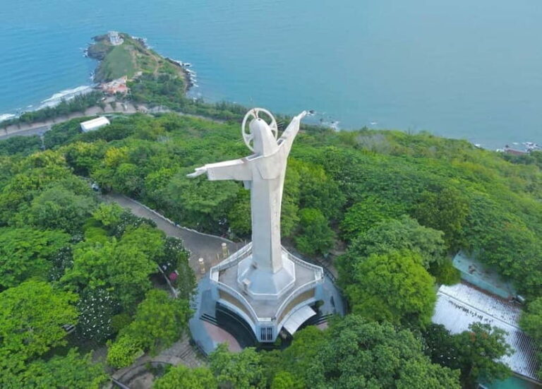 Ho Chi Minh: Vung Tau 1-Day Tour with Christ Statue & Lunch - Analyzing the Tour’s Value