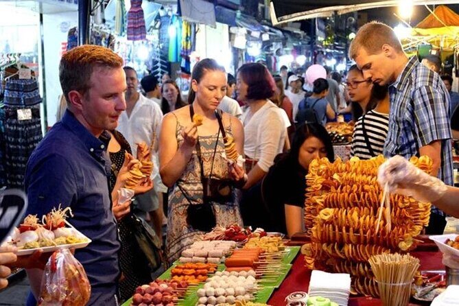 Hoi An Ancient Town Walking Street Food Tours with Night Market - Who Should Consider This Tour?