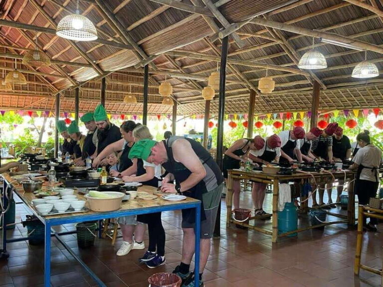 Hoi An: Cooking Class, Crab Fishing-Basket Boat, Market Tour - What Makes This Tour Stand Out?