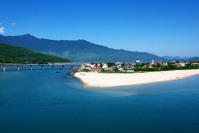 Hoi An (Da Nang) to Hue transfer scenic route over the Hai Van Pass - Practical Aspects: Transportation, Timing, and Flexibility