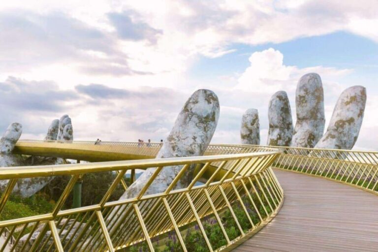 Hoi An/Danang: Bana Hills and Golden Bridge Small Group Tour - Introduction to the Bana Hills and Golden Bridge Tour