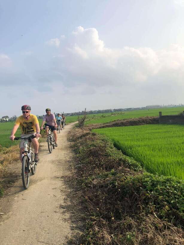 Hoi An: Half-Day Bike Tour with Local Guide - Discovering the Charm of Hoi An on Two Wheels