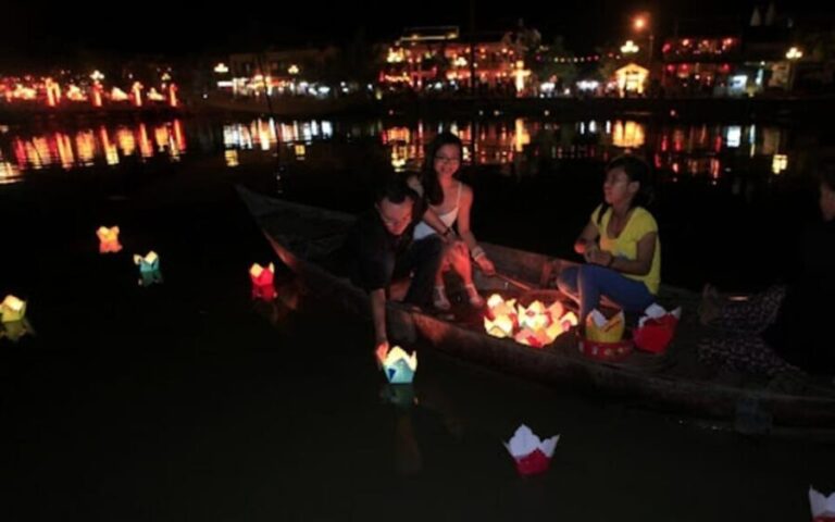 Hoi An: Hoai River Night Boat Trip and Floating Lantern - What’s Included and What’s Not
