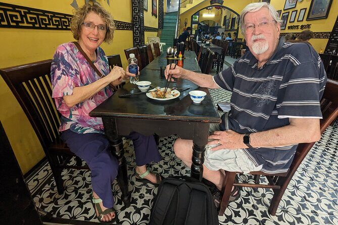 Hoi An Street Food Tour with a Real Foodie - The Practical Side: What to Expect