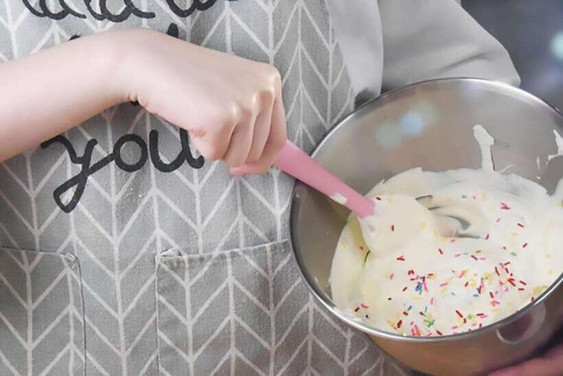 Hong Kong: DIY Baking Workshop - Chocolate Mochi Cookie - Who Will Enjoy This?
