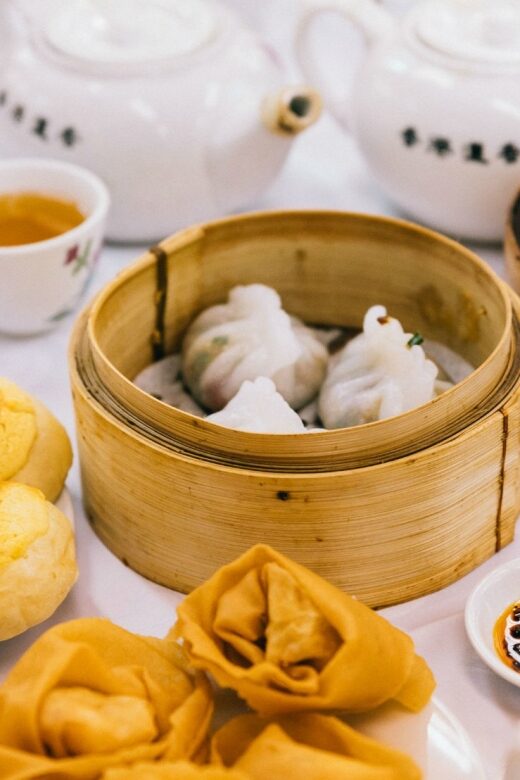 Hong Kong: Private Food Tour with 10 Tastings - A Detailed Look at the Food Tour Experience