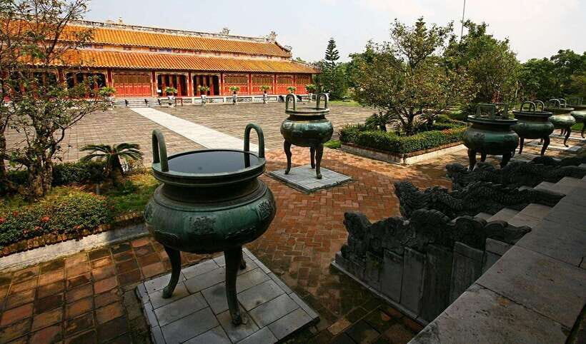 Hue Car Rental with Driver for Transfer Trip and Sightseeing - Firsthand Impressions from Travelers