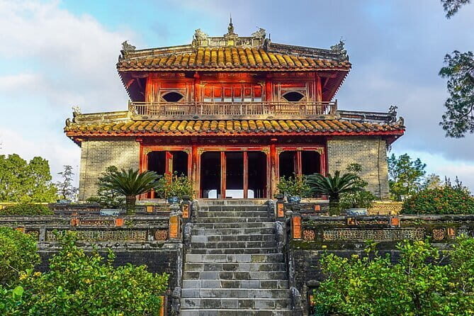 Hue Dragon Boat Tour: Perfume River, Royal Tombs, Thien Mu Pagoda - The Experience’s Practical Aspects