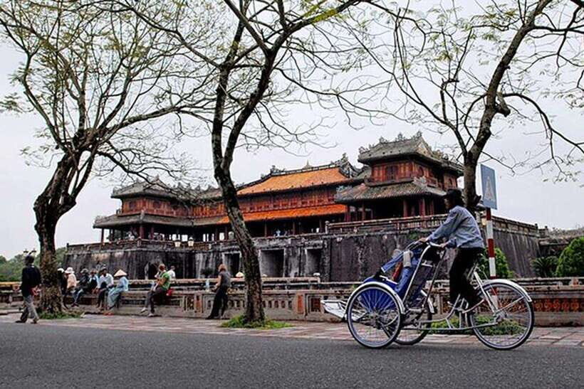 Hue Heritage Tour by Cyclo: Citadel, Museums & Local Market - Visiting the UNESCO World Heritage: The Imperial Citadel