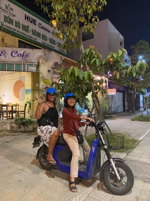 Hue: Night Street Food Tour by E Bike with a Lady Rider - The Itinerary: A Flavorful Night in Hue