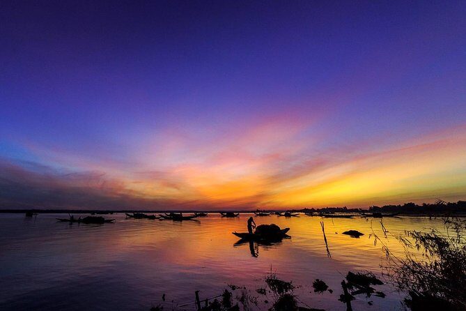 Hue to Hoi An Amazing Transfer - Iconic Stops En Route: Lang Co Beach & Hai Van Pass