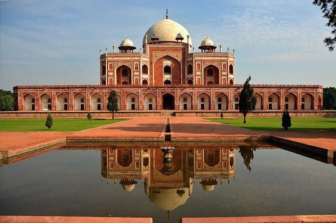 Humayun's Tomb Skip-the-Line E-tickets & guide Delhi transfers - The Itinerary: What to Expect