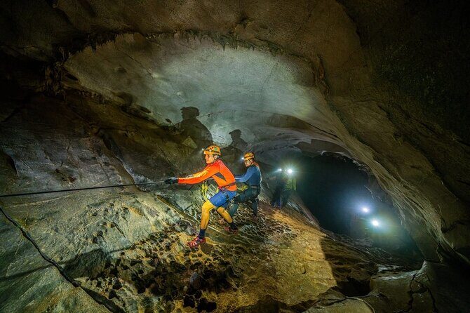 Hung Thoong cave | Stalactites, Underground River Phong Nha |3D2N - What Makes This Tour Stand Out?