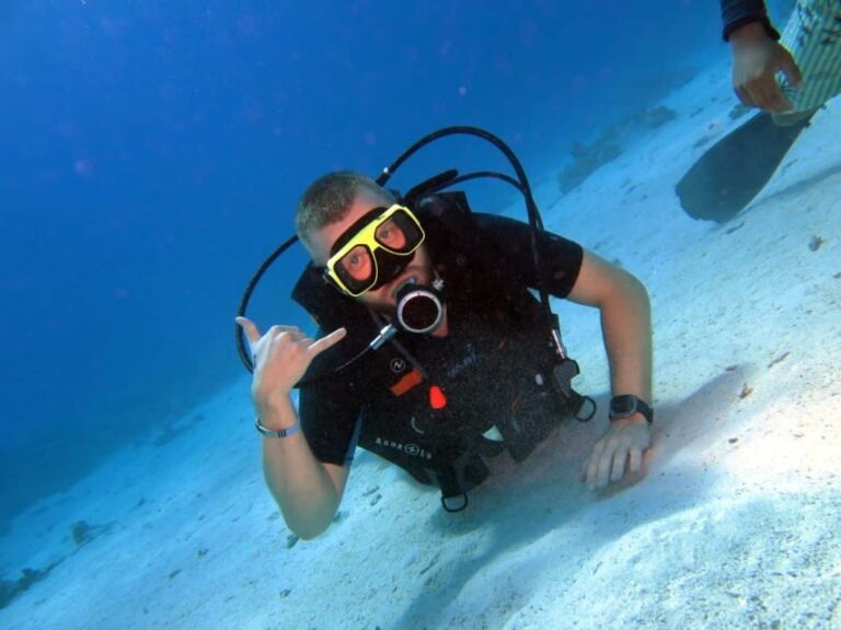 Hurghada: Scuba Diving cruise with lunch & pickup - What’s Included and What to Bring