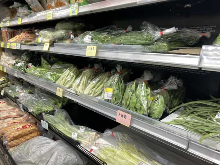 Ikebukuro Chinese Supermarket Tour and Local Gourmet Tour - Why This Tour Works Well