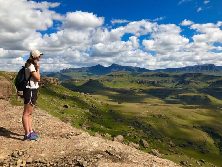 In the Footsteps of the Bushmen guided day hike to rock art - A detailed look at what to expect from this tour