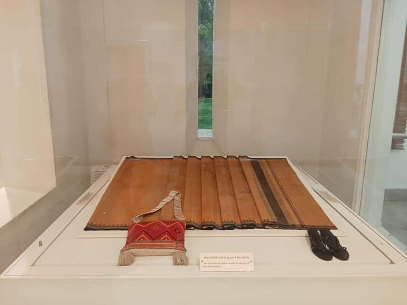 Indira Gandhi Museum: Indias 1st Woman Prime Minister - The Practicalities: Transportation and Accessibility