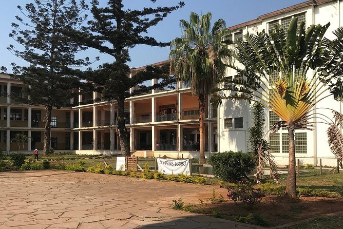 Indispensable Maputo Art and Architecture Walking Tour - Authentic Insights from Past Travelers
