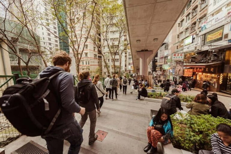 Introduction to Hong Kong - Central Tip-Based Walking Tour - Exploring Religious and Cultural Heritage