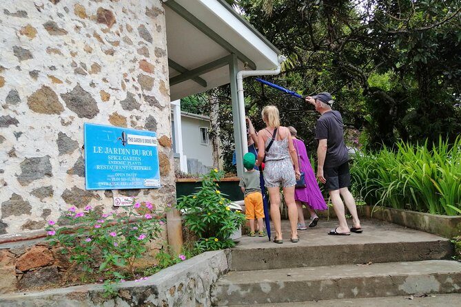 Island tour with the beach buggy - The Value of the Tour