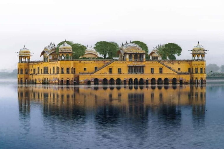Jaipur: Half or Full-Day Sightseeing Tour with Flower market - The Majesty of Amber Fort