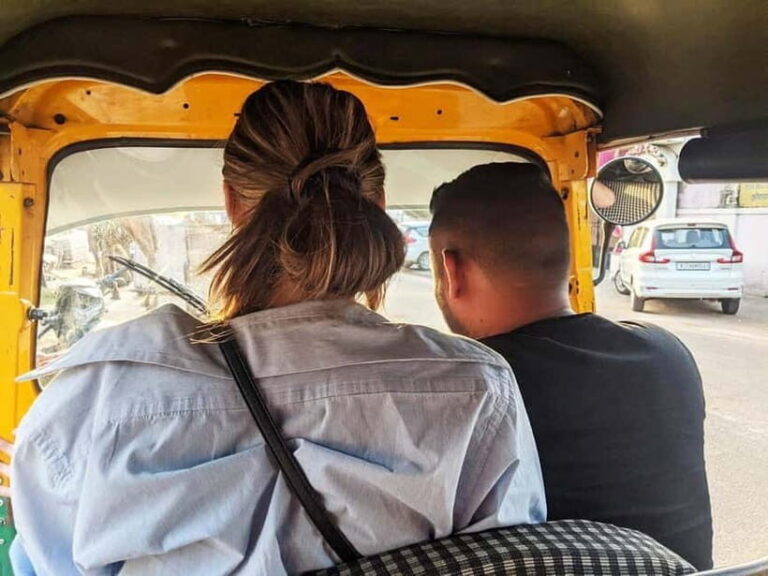 Jaipur: Private Full-Day City Tour By Tuk-Tuk with Pick-Up - Exploring Jaipur on a Tuk-Tuk: The Experience in Detail