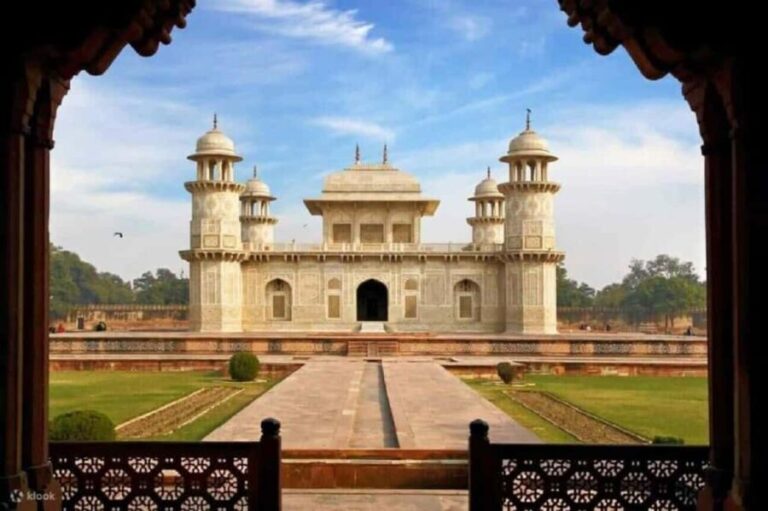 Jaipur: Sunrise Taj Mahal, Agra Fort & Baby Taj Day Trip" - The Itinerary: From Dawn to Dusk in Agra