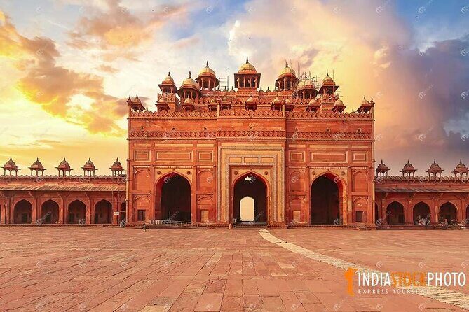 Jaipur To Agra Drop With Guided Fatehpur Sikri & Abhaneri - The Cost and Its Value