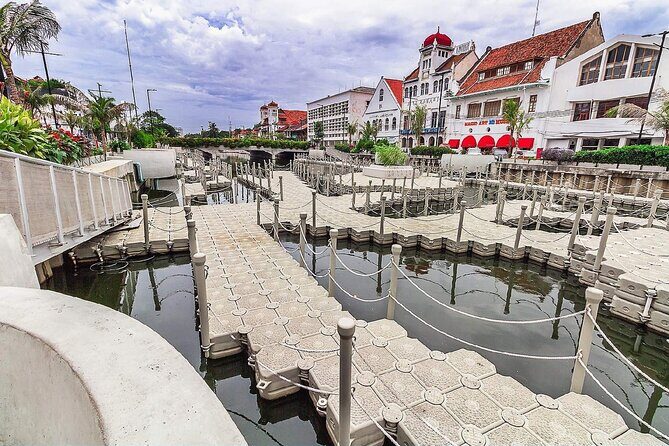 Jakarta Full-Day Highlights Tour with Transfer - Authentic Insights from Tour Reviews
