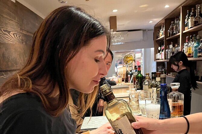Japanese whiskey tasting; relaxed and educational in the bar - Why This Tour Offers Real Value