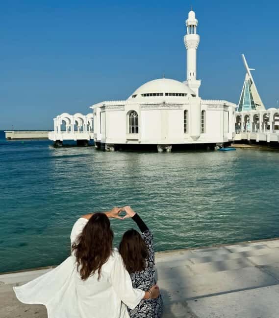 Jeddah: Private Highlights Tour of Most Instagrammable Spots - Practical Details and Value