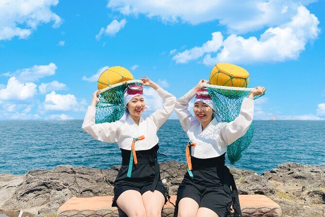 [Jeju] Private Photoshoot with Traditional pearl diver Haenyeo Costume - The Photos and What You Get