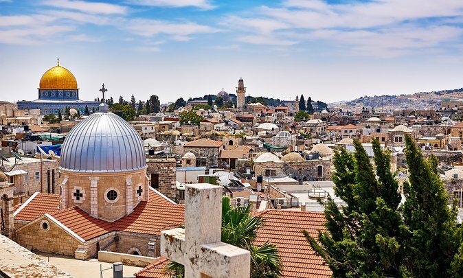 Jerusalem Half-Day Tour from Tel Aviv: Holy Sepulchre and Western Wall - What to Expect in Terms of Experience