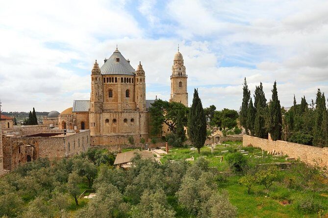 Jerusalem Old City & Mount Zion from Tel Aviv - Transportation and Group Size