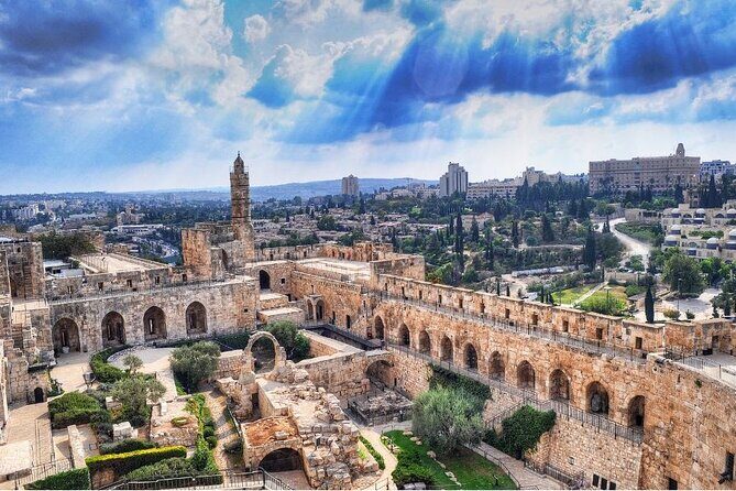 Jerusalem : Private Walking Tour with A Guide (Private Tour) - Highlights of the Tour as Described by Travelers