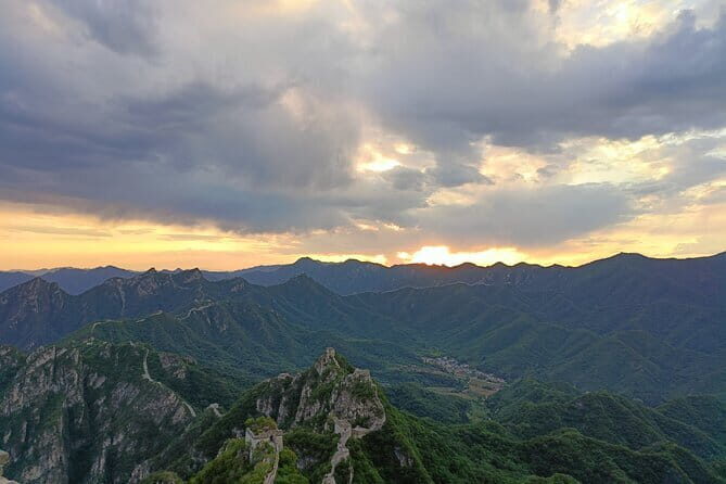 Jiankou Great Wall private guided day tour in English - What the Tour Includes and What It Doesn’t