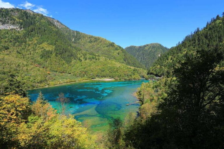Jiuzhai Valley National ParkVisit Colorful Fairy Tale World - An In-Depth Look at the Jiuzhai Valley Experience