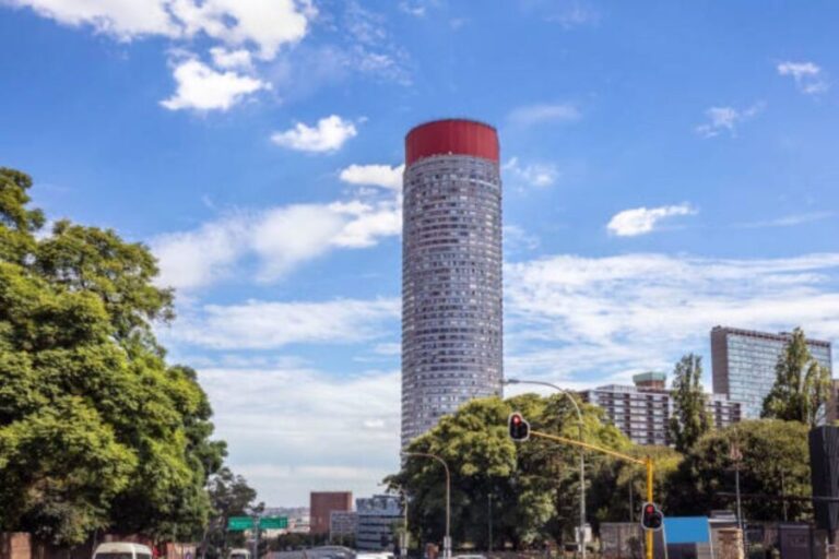 Johannesburg: Full-Day Tour with Gold Reef City Theme Park - Gold Reef City: A Golden Opportunity for Fun and History