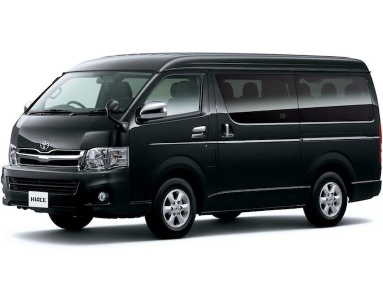 Kamakura&Enoshima Tour to-and-from Tokyo, Yokohama, up to 12 - The Experience in Context