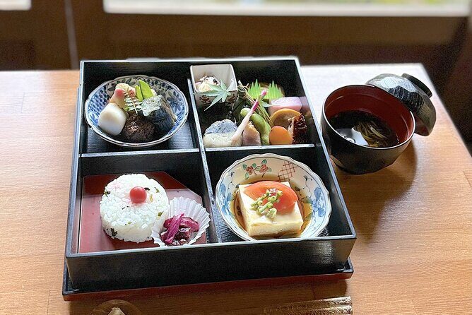 Kanazawa 6hr Private Guided Tour and Geisha Performance:Dinner - A Detailed Look at the Tour