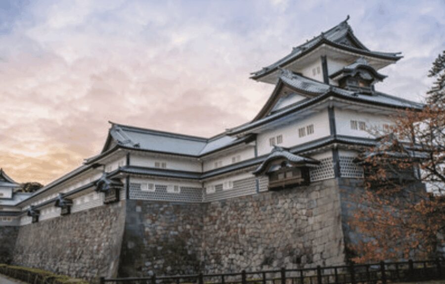 Kanazawa: Main Sights and Hidden Spots Guided Walking Tour - The Experience from Traveler Reviews
